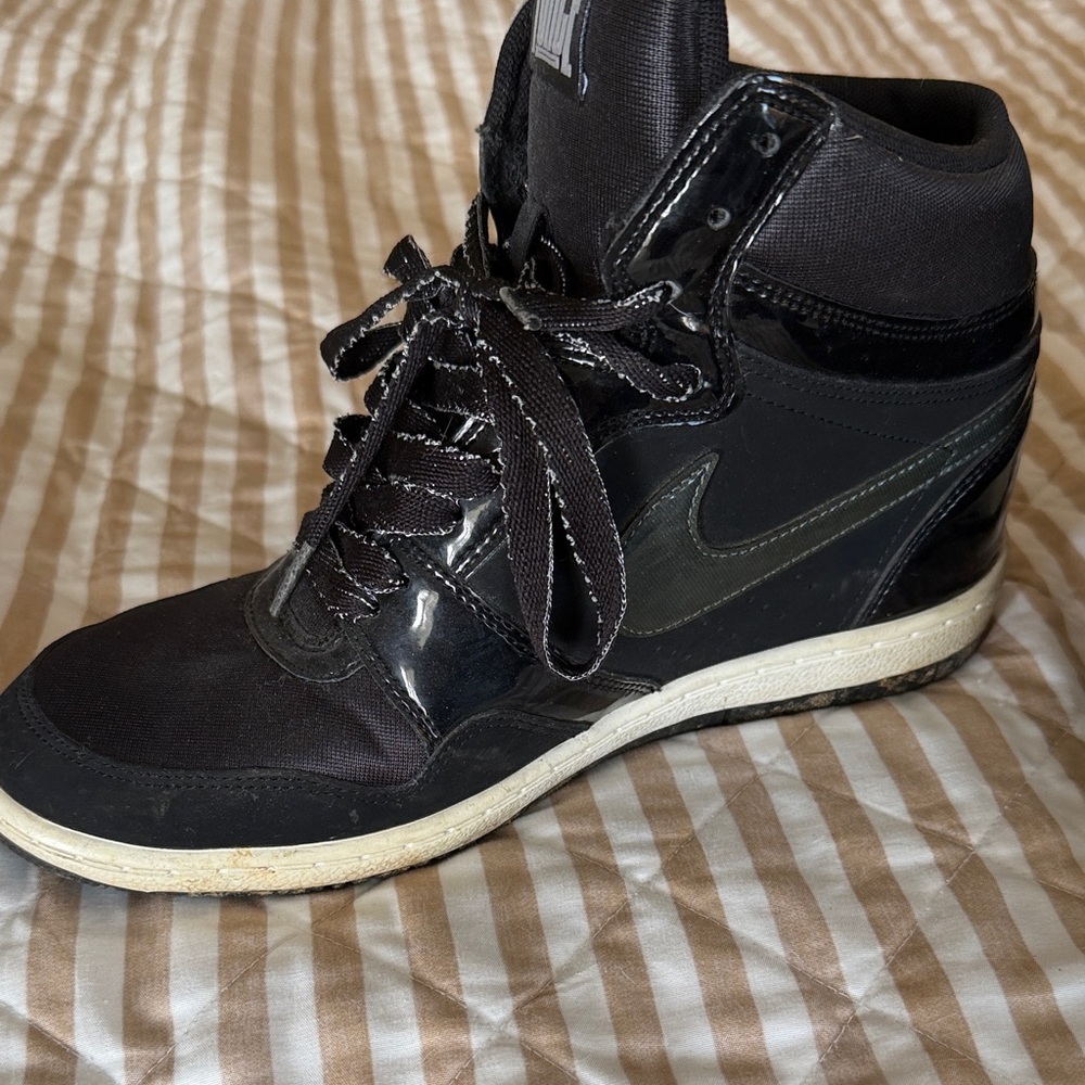 Nike Force Black High-Top women’s platform Shoes - Picture 2 of 6